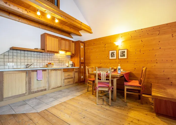 Apartman Lechnerhof 4 *